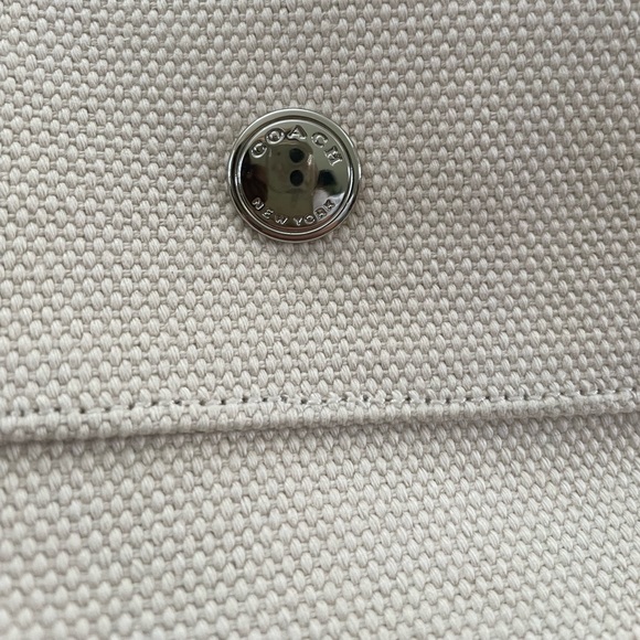 Authentic New Coach Tote bag CHALK/SILVER Canvas with refined pebble - Picture 3 of 12